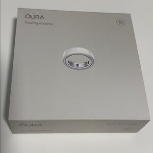Oura Ring 4 in White Ceramic - Size 10